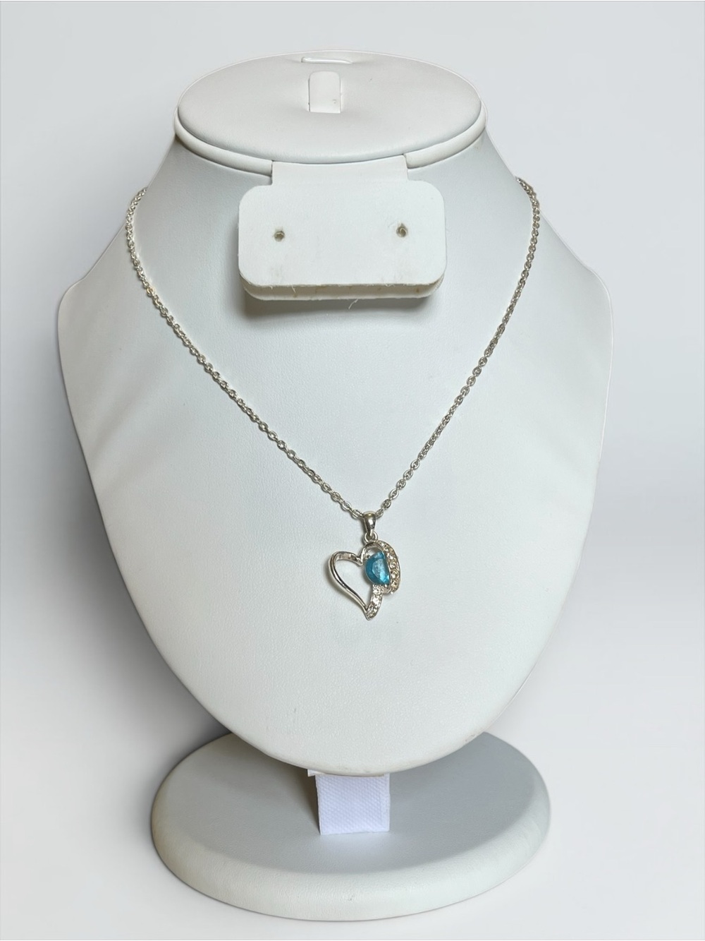 🍭5 for $20🍭 Avon Silver Tone Crystal Heart Pendant Necklace CC X